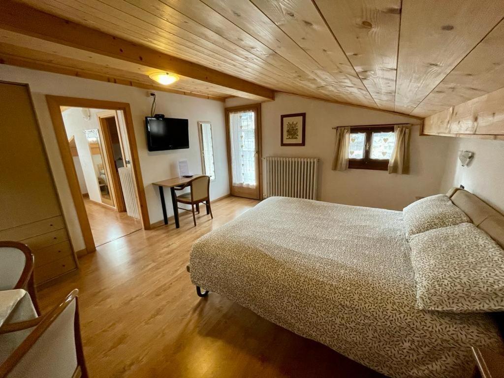 Ambassador Rooms In Bormio, Solo Camera Senza Colazione エクステリア 写真