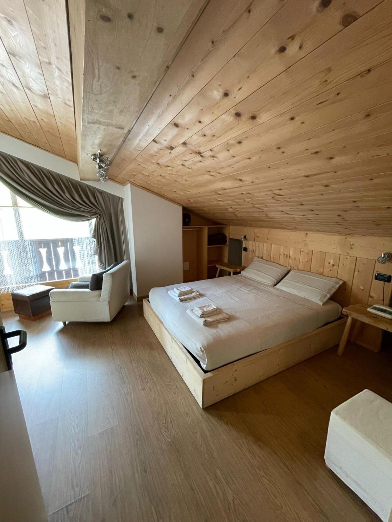 Ambassador Rooms In Bormio, Solo Camera Senza Colazione エクステリア 写真