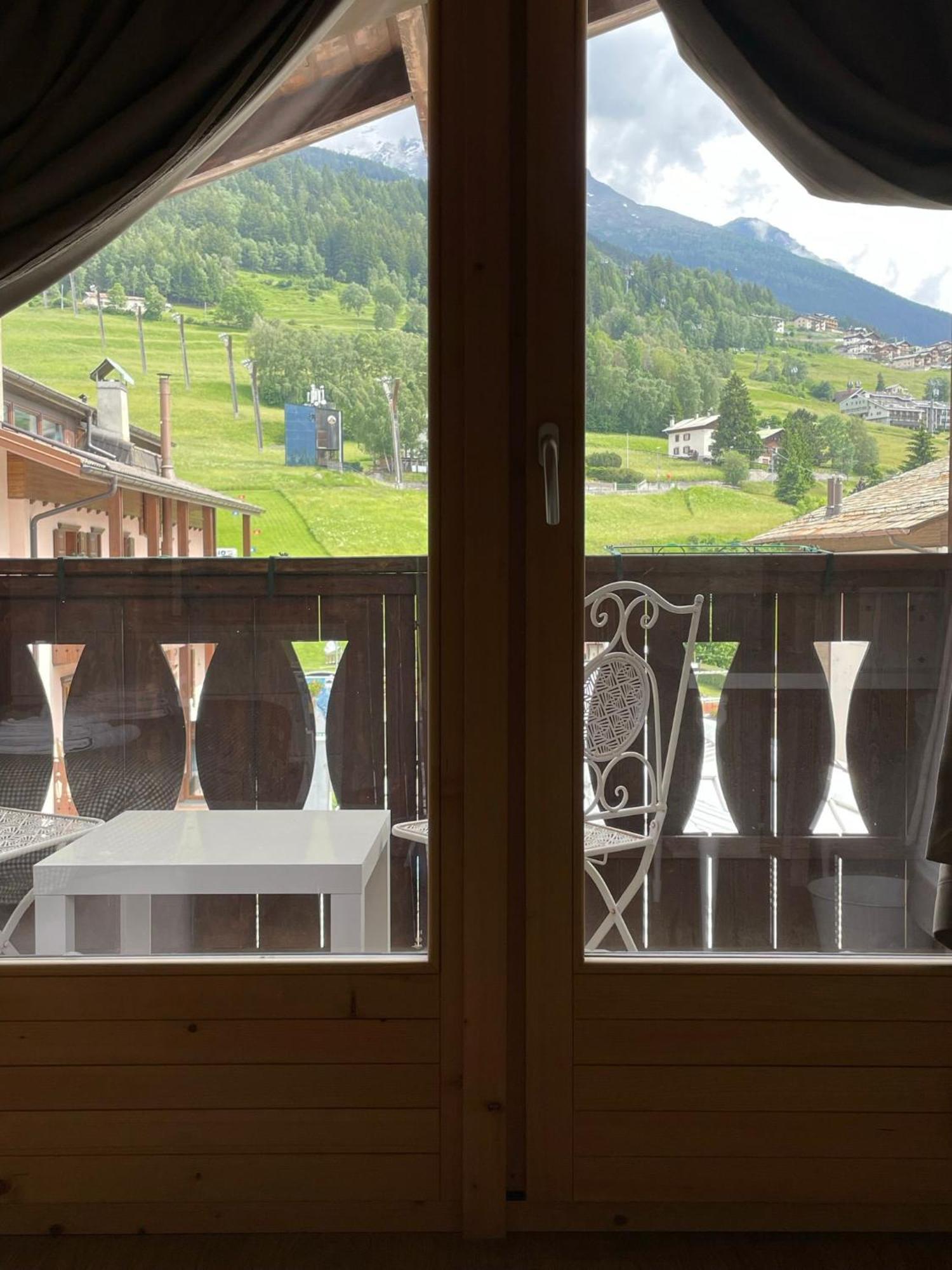 Ambassador Rooms In Bormio, Solo Camera Senza Colazione エクステリア 写真